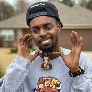 Meet your Posher, Malcolm